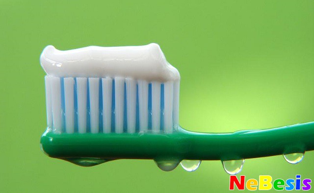 Самая эффективная отбеливающая зубная паста